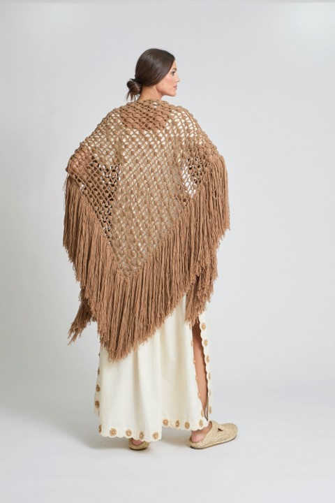 PONCHOS Y CHALECOS